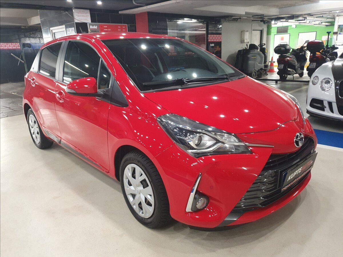 Toyota Yaris Hatchback 1,5 l 82 kw