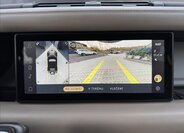 Land Rover Defender 21