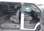 Volkswagen Multivan 15
