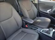 Toyota Yaris Cross 8