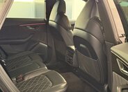 Audi SQ8 9