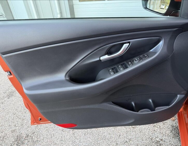 Hyundai i30 Hatchback 998,0 74 kw