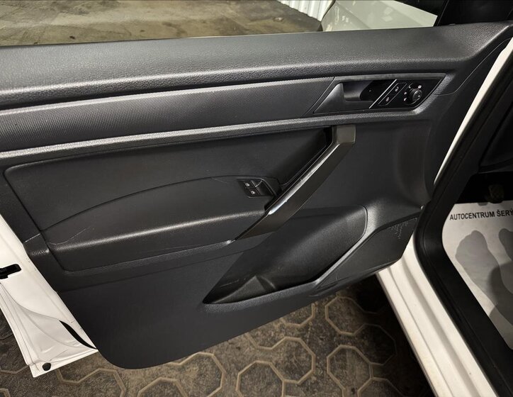 Volkswagen Caddy Ostatní 1,4 l 81 kw