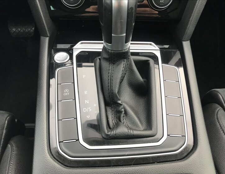 Volkswagen Passat Kombi 2,0 l 140 kw