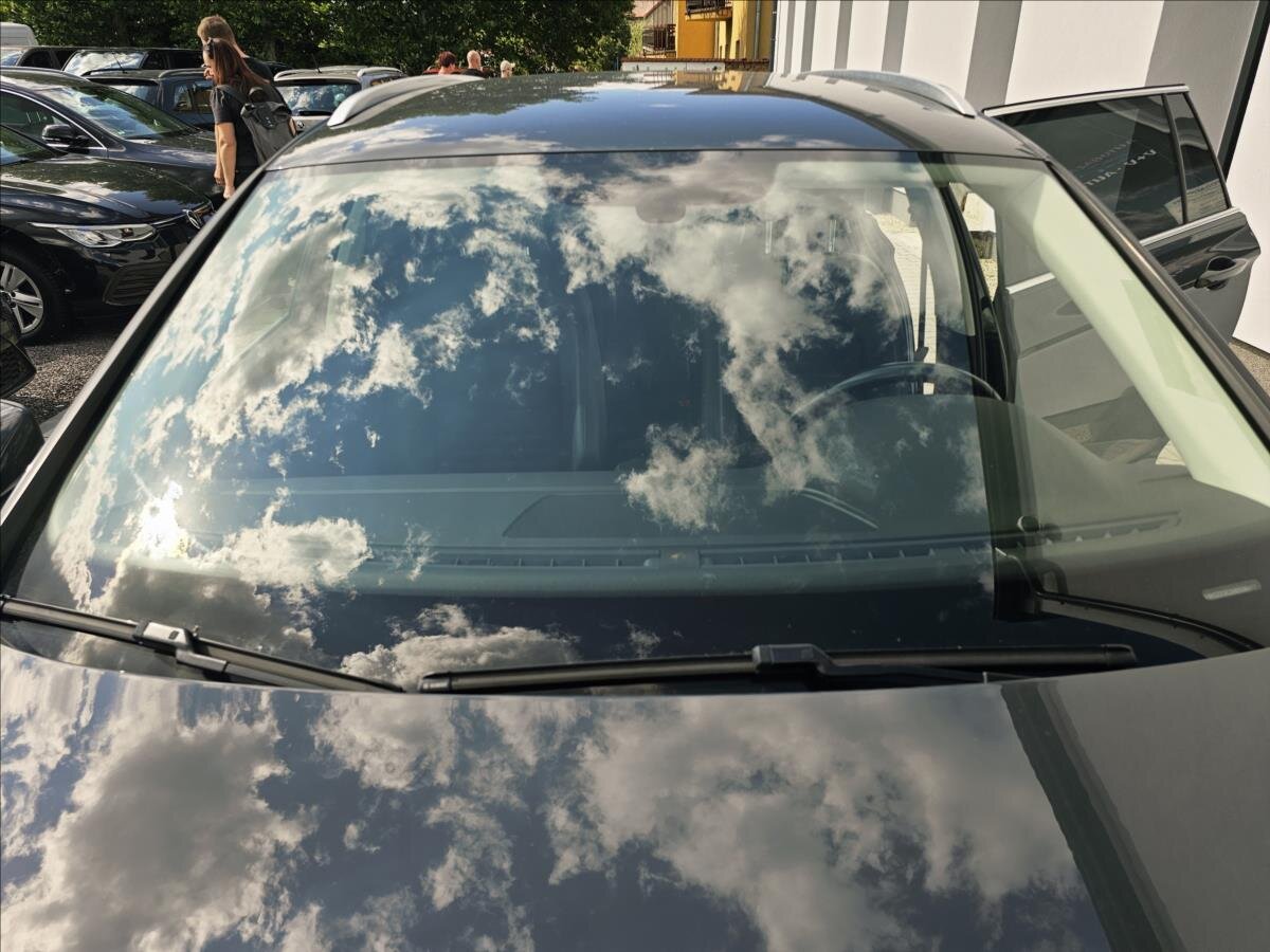 Volkswagen Passat Kombi 1,4 l 110 kw