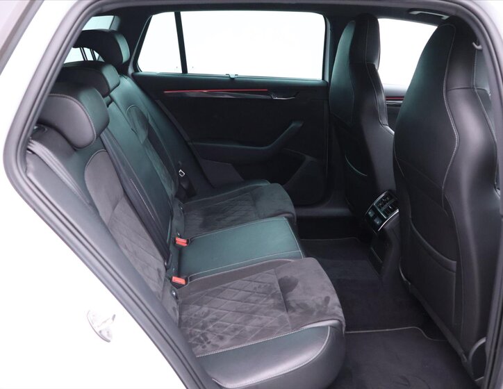 Škoda Superb Kombi 2,0 l 206 kw