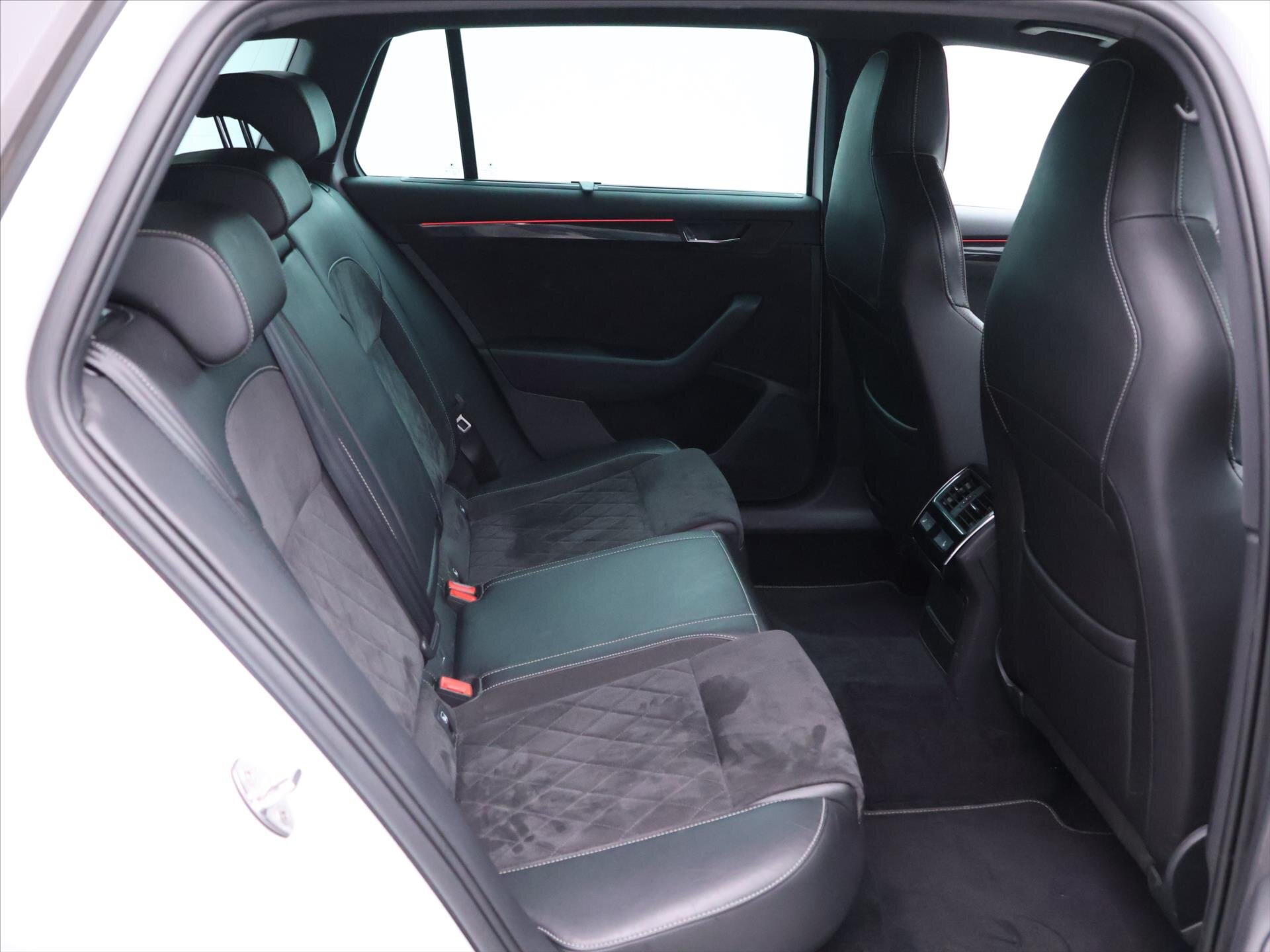 Škoda Superb Kombi 2,0 l 206 kw