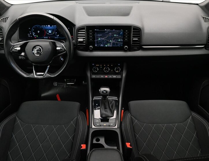 Škoda Karoq SUV / Terénní 1,5 l 110 kw