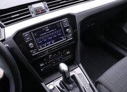 Volkswagen Passat Sedan 1,5 l 110 kw