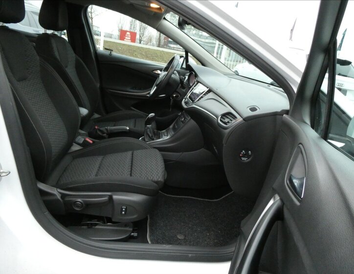 Opel Astra Hatchback 1,6 l 81 kw