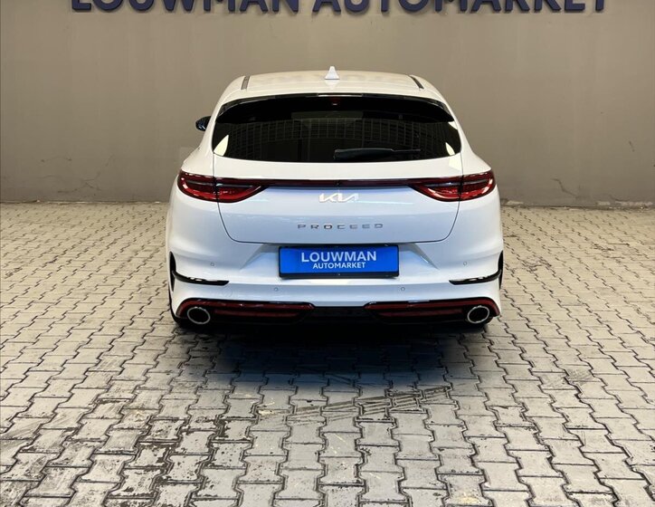 KIA ProCeed Hatchback 1,6 l 150 kw