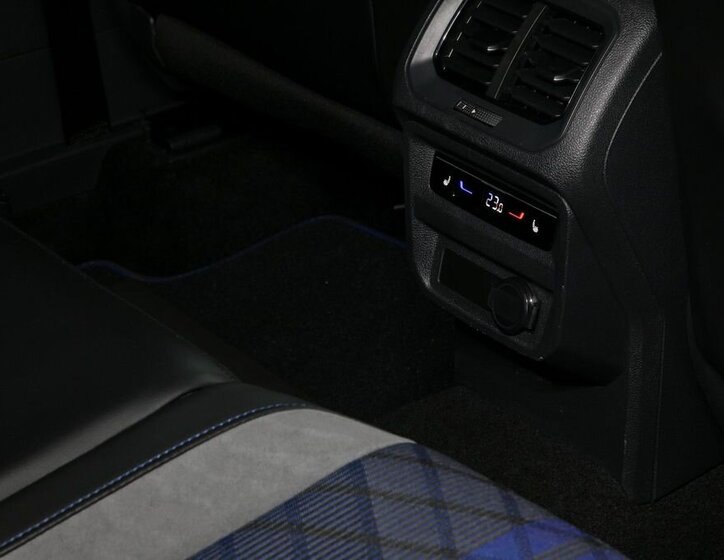 Volkswagen Tiguan SUV 2,0 l 235 kw