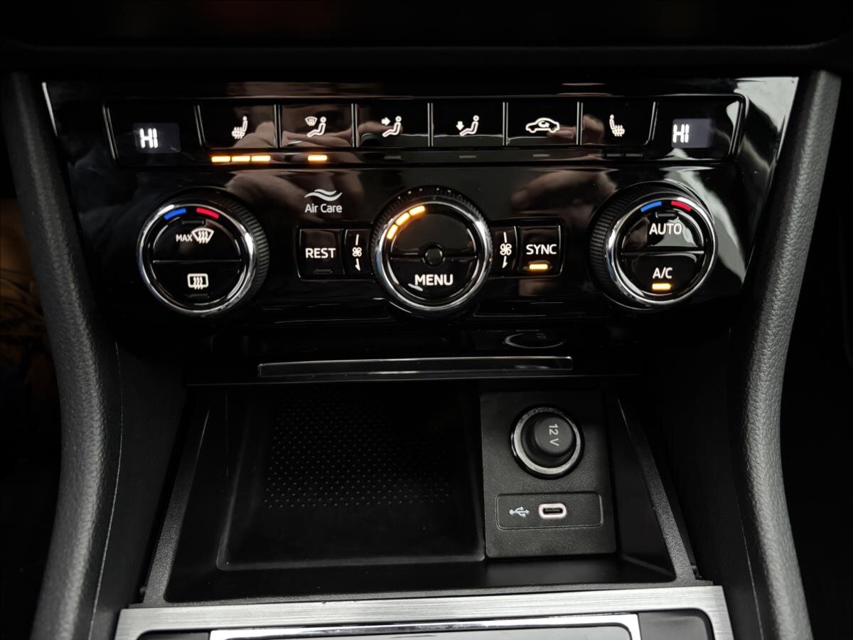 Škoda Superb Kombi 2,0 l 110 kw