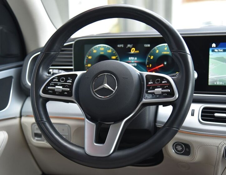 Mercedes-Benz GLE 29