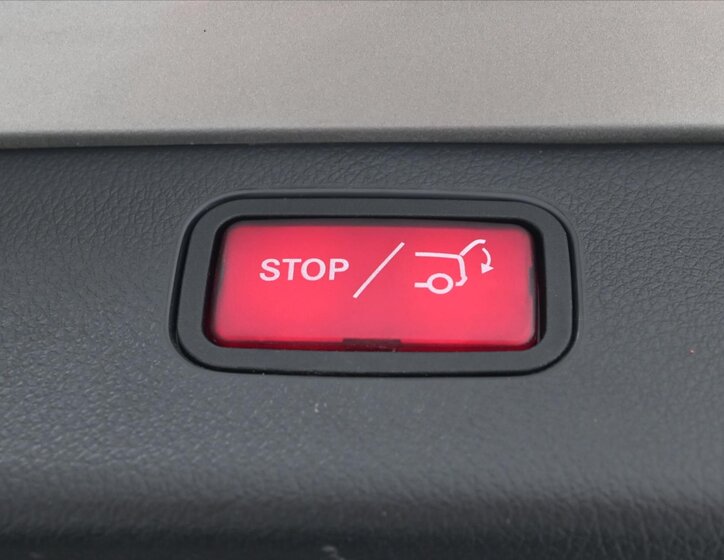 Mercedes-Benz Třídy C Kombi 2,0 l 147 kw