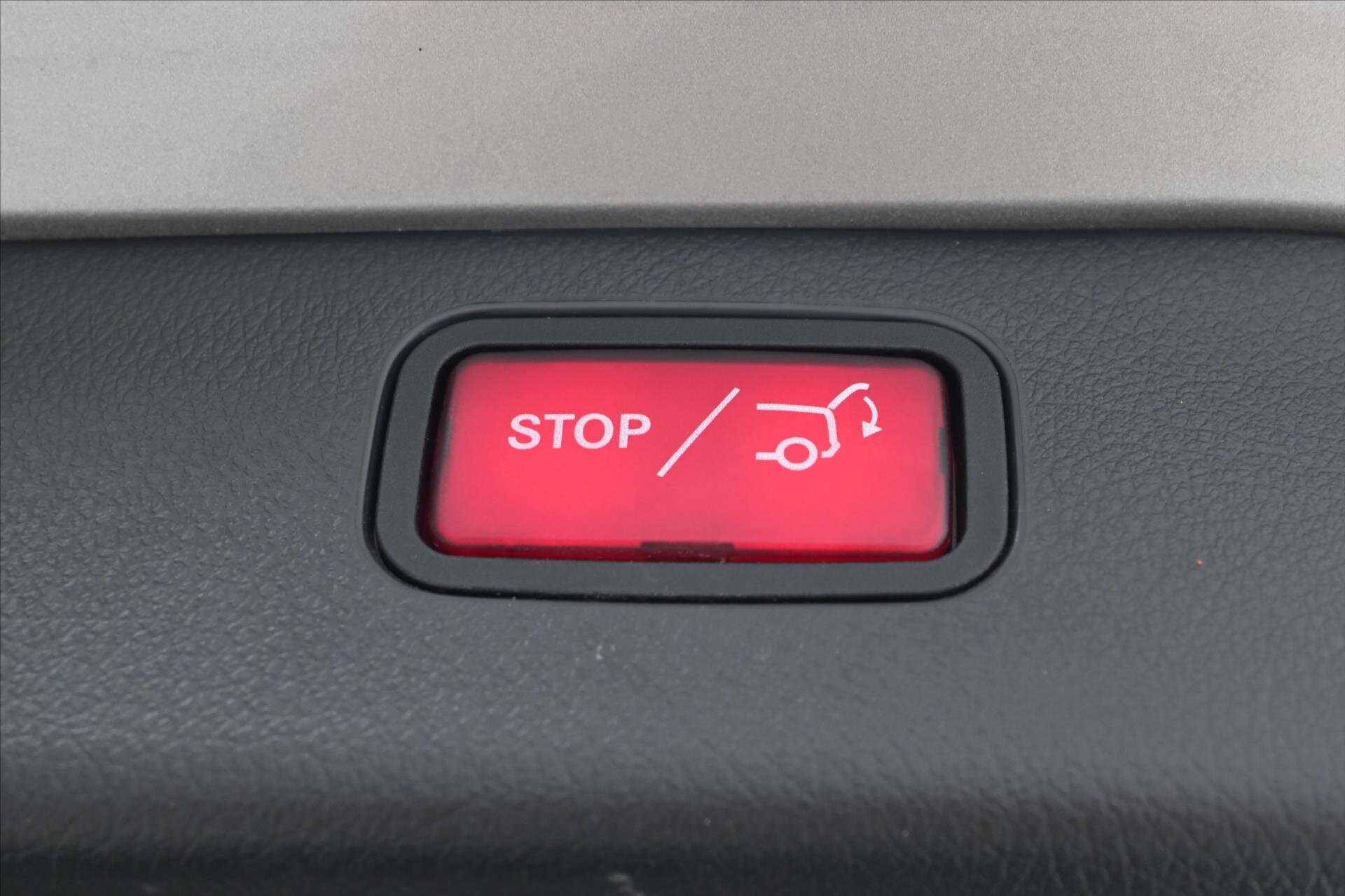 Mercedes-Benz Třídy C Kombi 2,0 l 147 kw