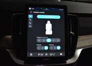 Volvo XC90 SUV / Terénní 2,0 l 228 kw