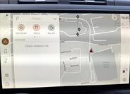 Land Rover Defender 19