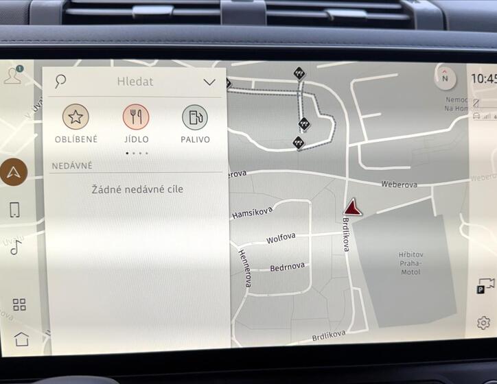 Land Rover Defender 19