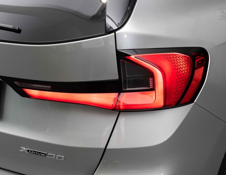 BMW iX1 SUV / Terénní 0,0 225 kw