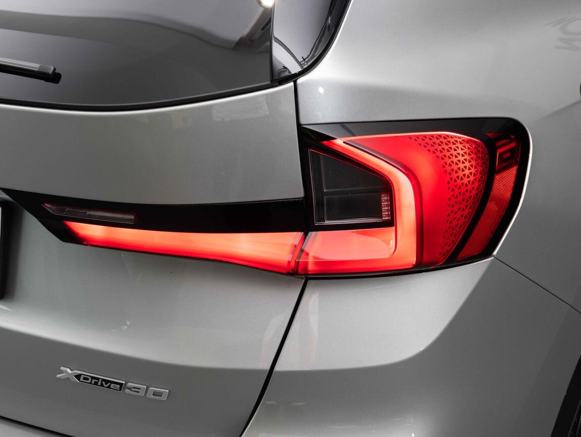 BMW iX1 SUV / Terénní 0,0 225 kw