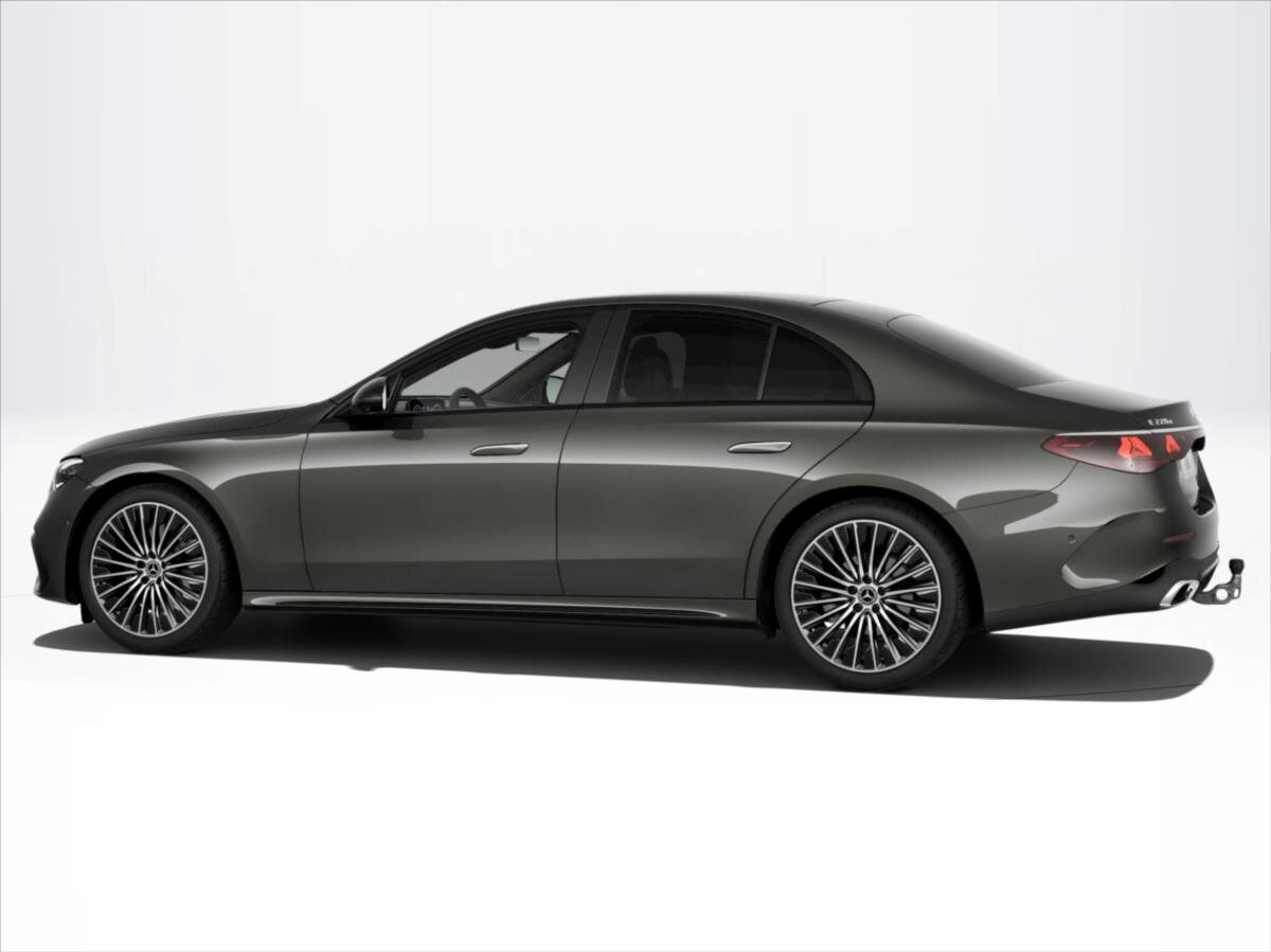 Mercedes-Benz Třídy E Sedan / Limuzína 2,0 l 145 kw