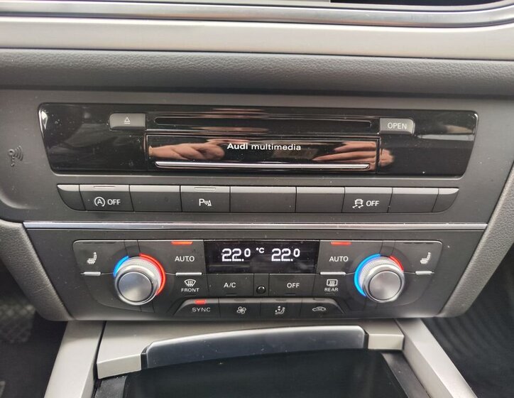 Audi A6 Sedan / Limuzína 3,0 l 200 kw