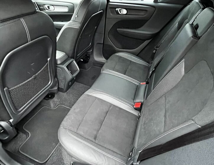 Volvo XC40 SUV 2,0 l 140 kw