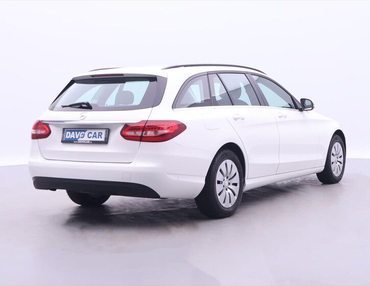 Mercedes-Benz Třídy C Kombi 2,1 l 100 kw