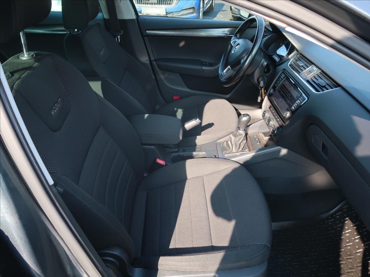 Škoda Octavia Kombi 2,0 l 110 kw