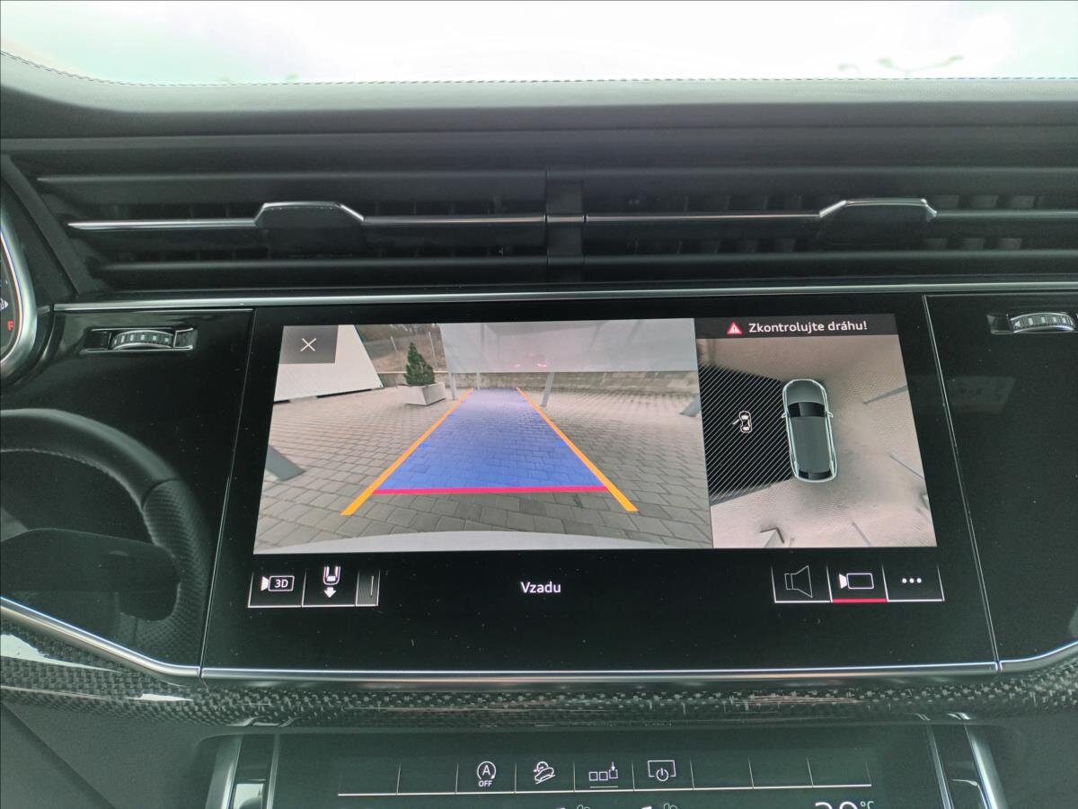 Audi SQ8 SUV / Terénní 4,0 l 320 kw