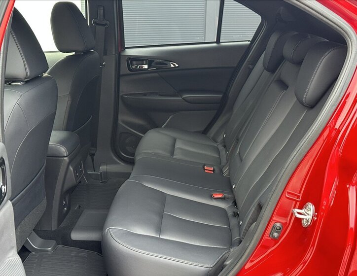 Mitsubishi Eclipse Cross Kombi 2,4 l 138 kw