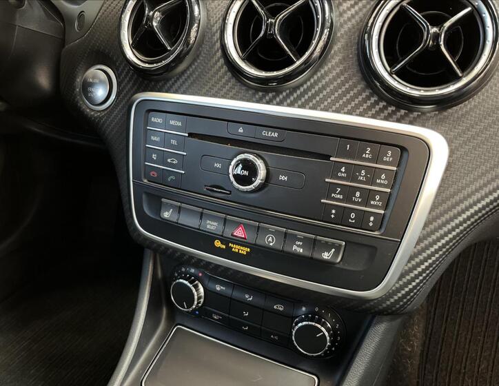 Mercedes-Benz GLA 18