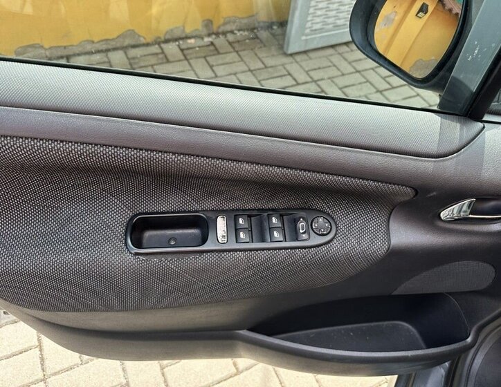 Peugeot 207 Kombi 1,6 l 88 kw