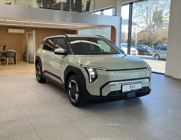KIA EV3 3