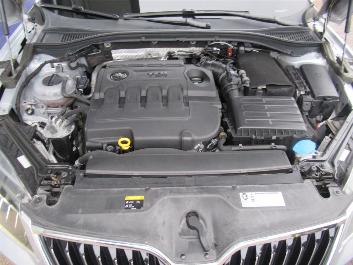 Škoda Superb Kombi 2,0 l 110 kw