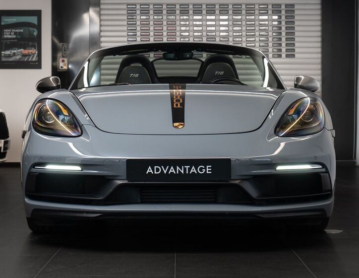 Porsche Boxster 2