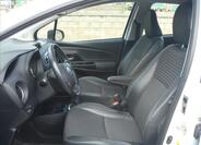 Toyota Yaris 7
