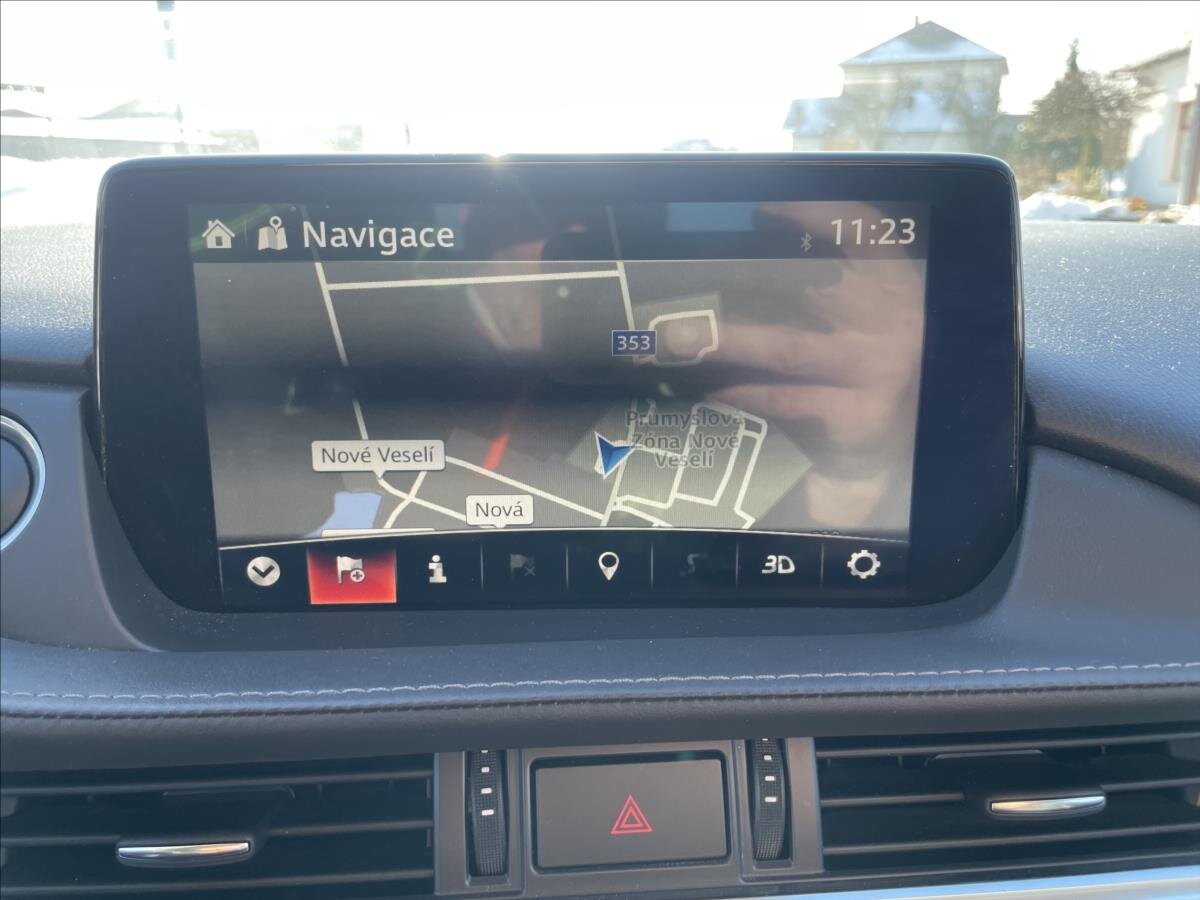 Mazda 6 Sedan 2,0 l 121 kw