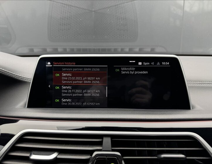 BMW Řada 7 Sedan 3,0 l 250 kw