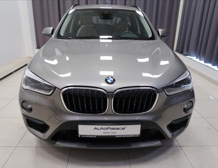 BMW X1 SUV 2,0 l 110 kw