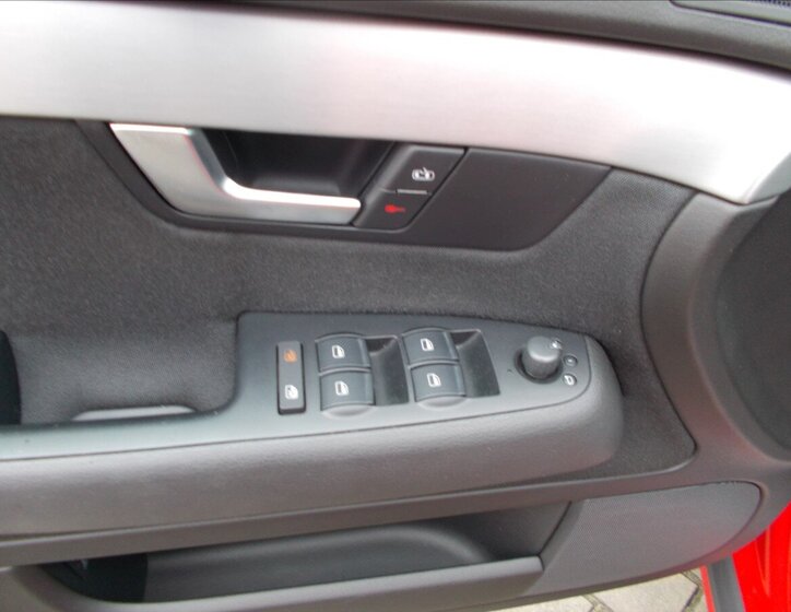 Audi A4 Sedan / Limuzína 2,0 l 103 kw