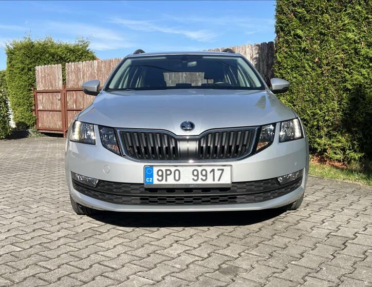 Škoda Octavia 9