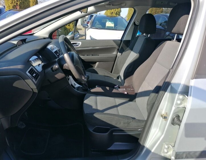 Peugeot 307 Kombi 1,6 l 80 kw