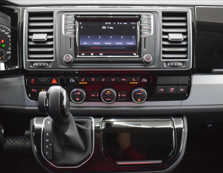 Volkswagen Multivan 20