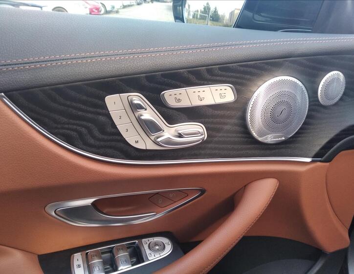 Mercedes-Benz Třídy E 10