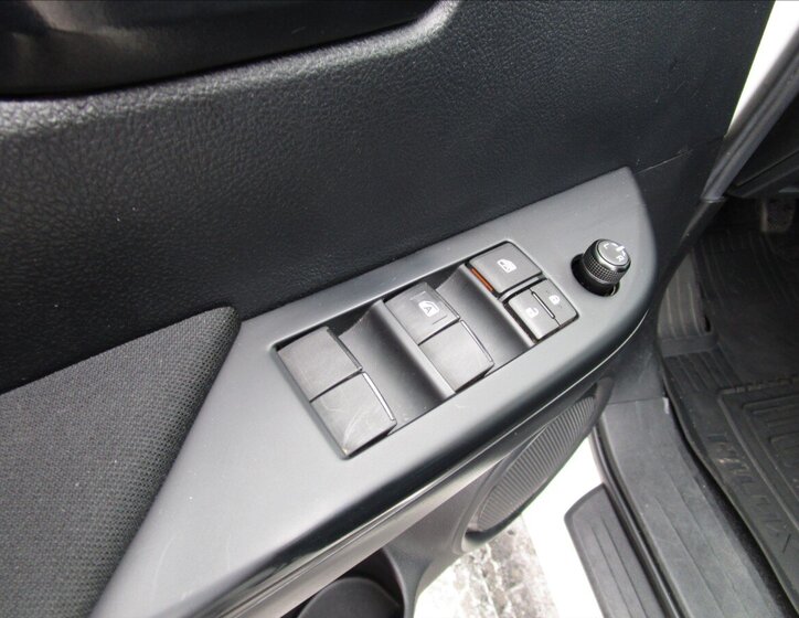 Toyota Hilux Ostatní 2,4 l 110 kw