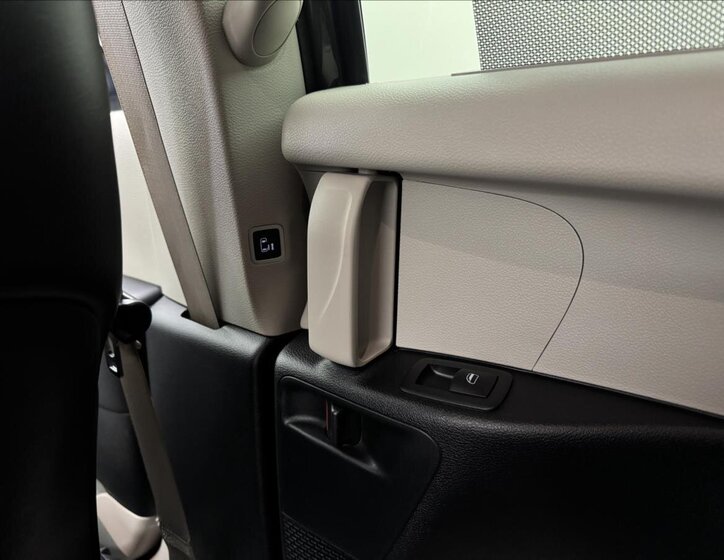 Chrysler Pacifica MPV 3,6 l 214 kw