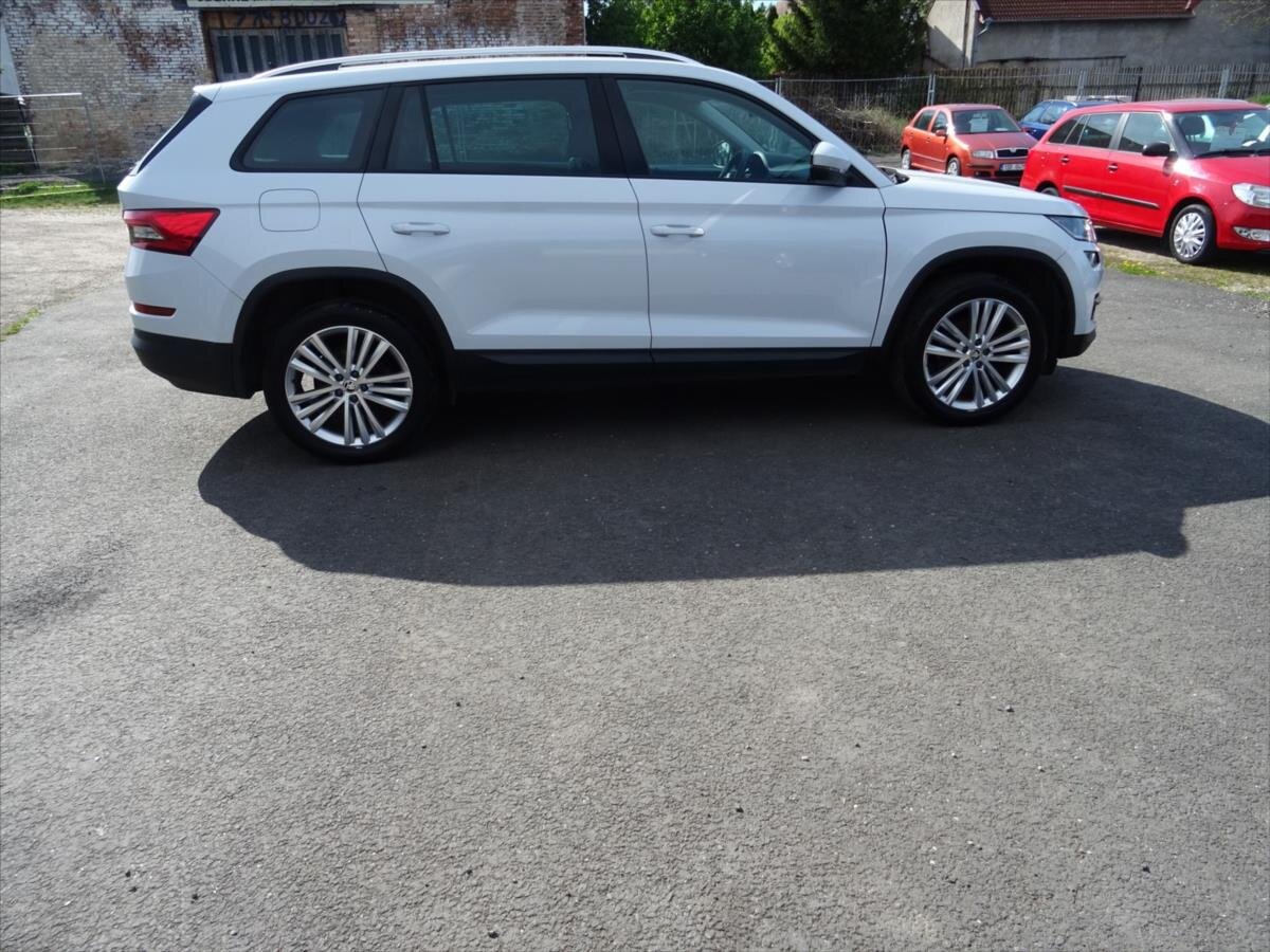 Škoda Kodiaq SUV / Terénní 1,5 l 110 kw