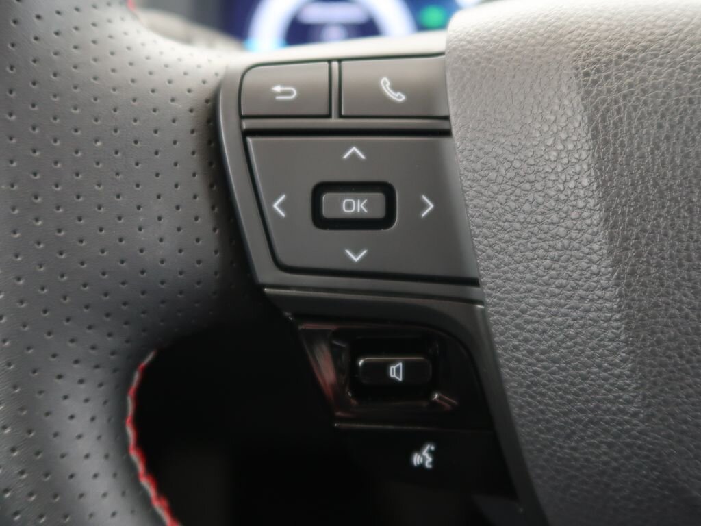 Toyota C-HR SUV 2,0 l 112 kw